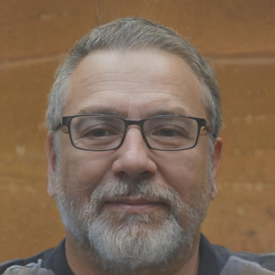 Héctor Valdespino, Director de Estrategia Financiera